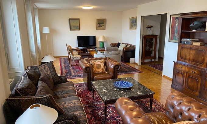 Les Eaux-Vives Apartment | Geneve-Centre, Lake view, Splendid and large apartment.