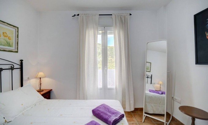 Benamahoma Apartment | ♥ Getaway ♥ in the heart of the the Sierra de Cadiz ★ balcony ★ overlook