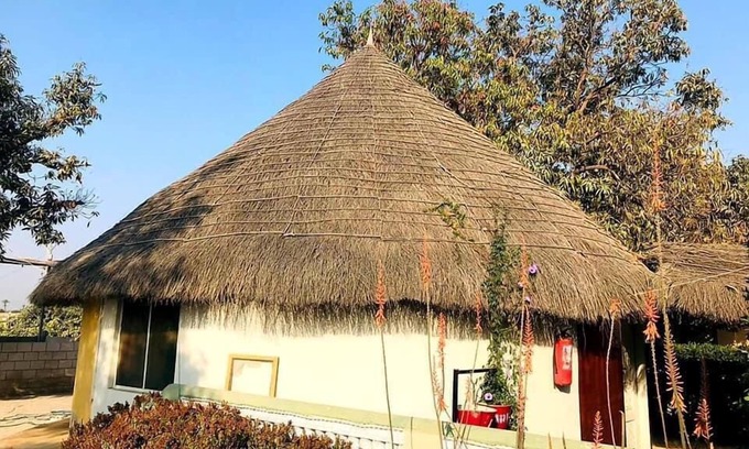 Sindh Hotel | Ghosia Guest House