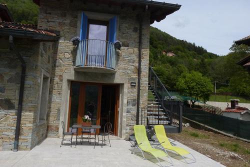 Centro Valle Intelvi Bed & Breakfast | Giardino tra i laghi