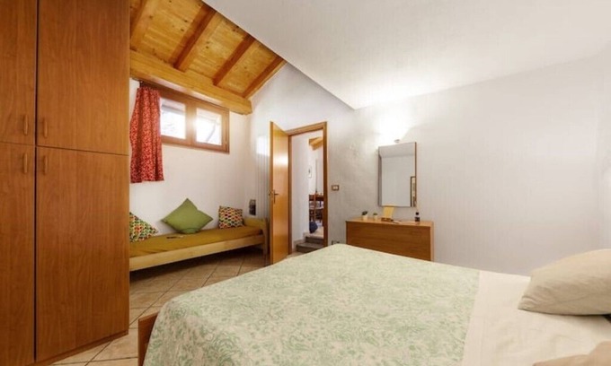 Bard Apartment | Gilles Mansion