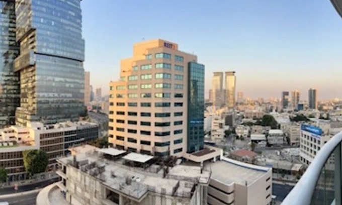 Neve Tzedek Apartment | Gindi Tower APT - By Beach Apartments TLV