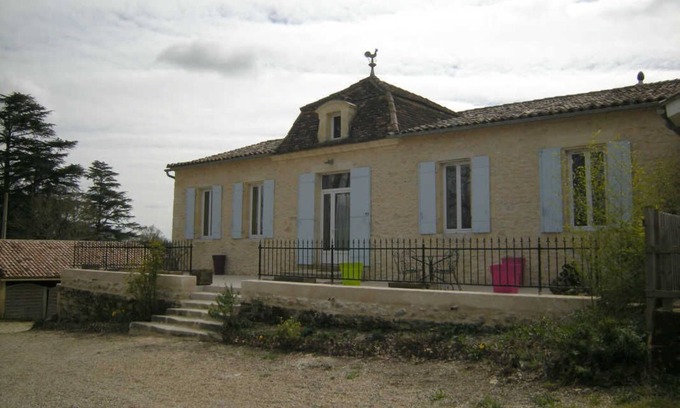 Doulezon House | Gite DU Vieux Platane