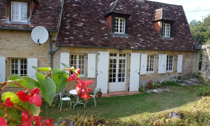 Les Eyzies Cottage | Gite and Bed and Breakfast St Martin, in the heart of prehistory