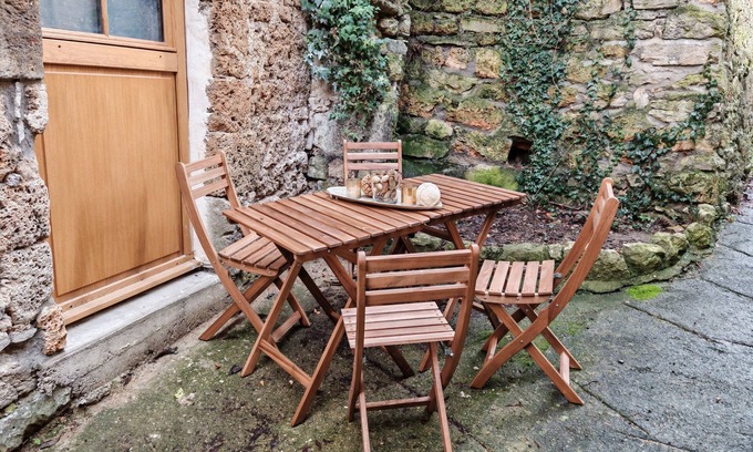Saint-Georges-de-Luzencon House | Gîte Mandaline Village house with jacuzzi for 4 pers. 2 bedrooms, 2 bathrooms
