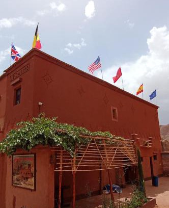 Bou Tharar House | Gite le Calme café Restaurant Pizzeria