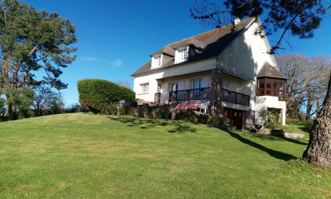 Fermanville House | Gîte Sylvyge - well-being 2 steps from the sea.