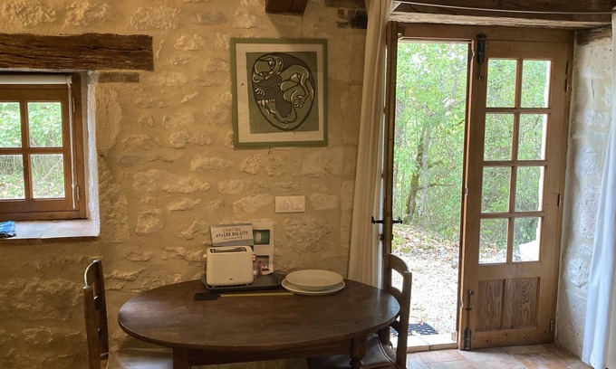 Pern Apartment | Gites Oleandre and Lavande at Chateau FABRE VIEUX