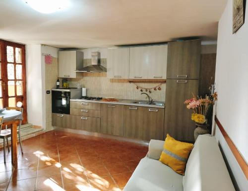 Marigliano Apartment | Giuseppina's House - l'ospitalità Campana tra Napoli e Sorrento
