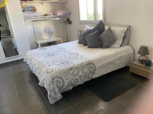 Euromed - La Joliette Apartment | GK2night, appartement avec parking sous sol gratuit