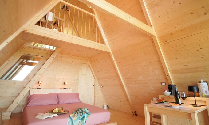 Portoferraio Ski Chalet | Glamping di Lusso All'elba: Relax tra Mare e Natura