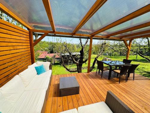 Jinonice Apartment | Glamping Prokop
