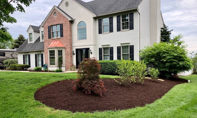 Narvon House | Glen Oaks Colonial House