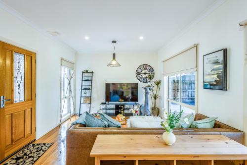 Glen Waverley House | Glen Waverley 3BRM Vacation Home FreeParking Netflix
