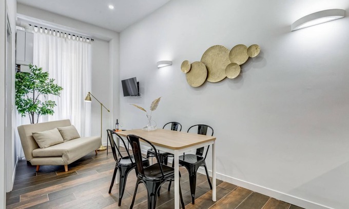 Rione XVIII Castro Pretorio Villa | Global Condo - Two Bedroom Villa, Sleeps 6