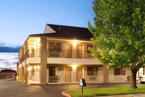Westside Hotel | Go2 Inn & Suites By Relianse -Albuquerque