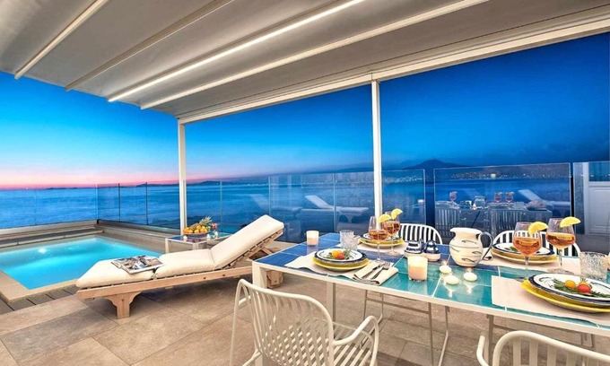 Vico Equense Apartment | GOCCE VILLAS - Villa Tramontana Stunning Waterfront Villa