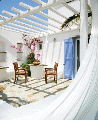 Tinos Town Hotel | Golden Beach Studios & Suites