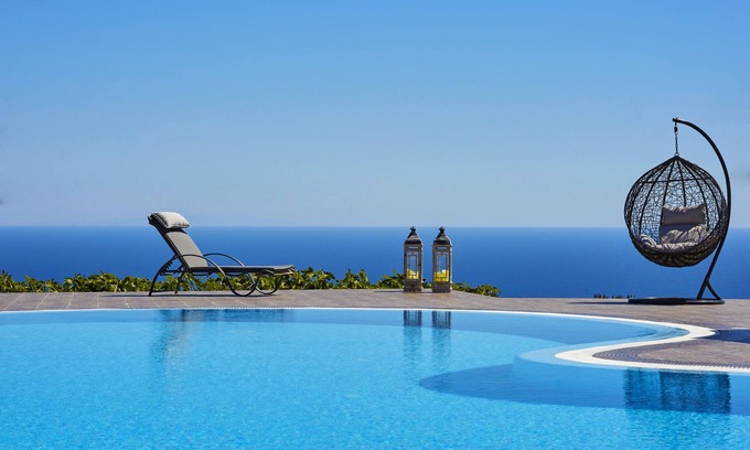 Imerovigli House | Golden East Hotel