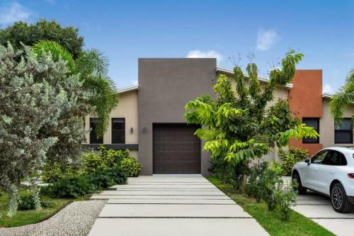 Croissant Park House | Golden Fox Downtown Pool House home