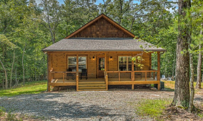 Morganton House | Golden Hour by Escape to Blue Ridge
