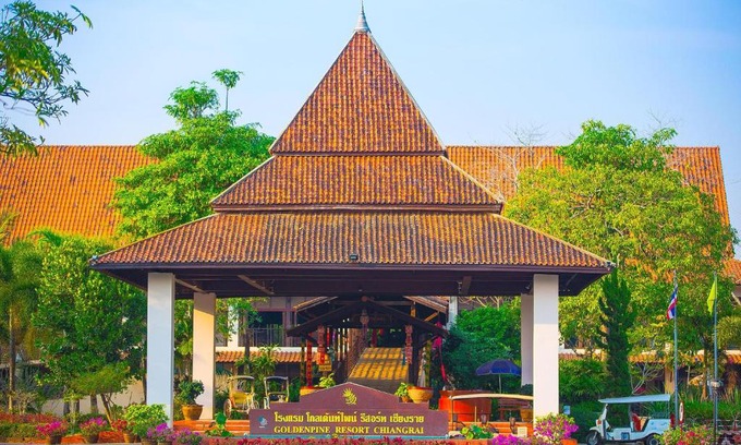 Nang Lae Resort | Golden Pine Resort and Spa