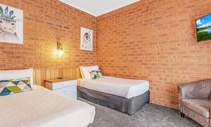 Moama Hotel | Golden River Motor Inn