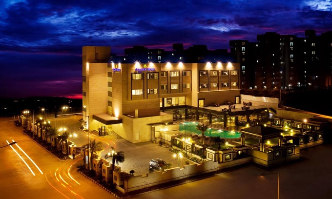 Bhiwadi Hotel | Golden Tulip Bhiwadi