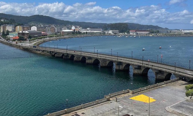 Viveiro Apartment | Golden Views