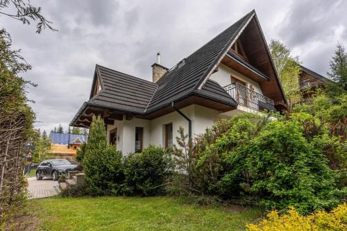 Koscielisko Villa | Golden Villa Zakopane Jacuzzi - Grill - Taras z Widokiem - Prywatny Ogród