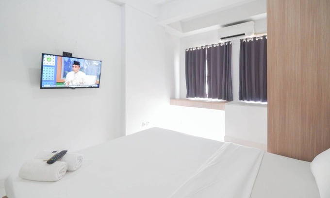 Bekasi Apartment | Good Deal Studio Patraland Urbano Apartment Near Public Transportation