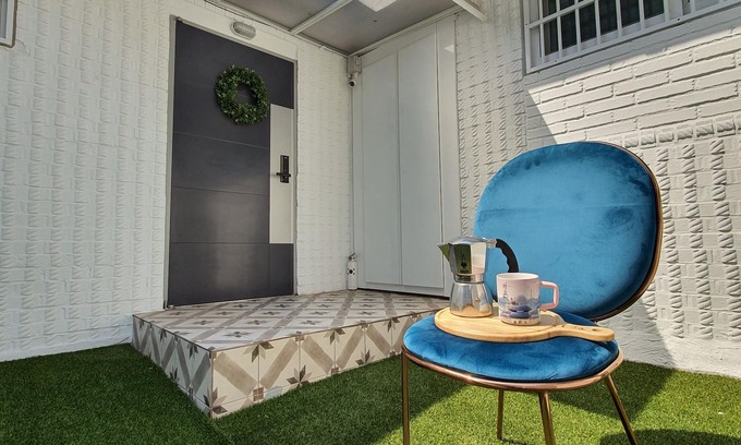 Torimil-tong House | Good Location & Clean house for 6pax [Seoul Times SQ Mall/Yeongdeungpo Station]