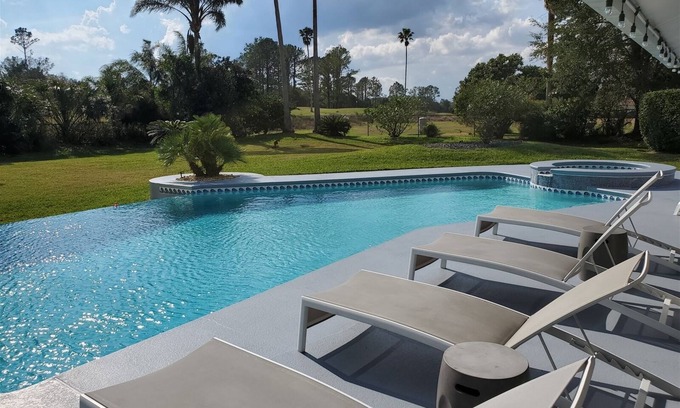 Clermont House | Good Vibes at Swiss, STUNNING POOL & SPA, 3 Bed, 3 Bath