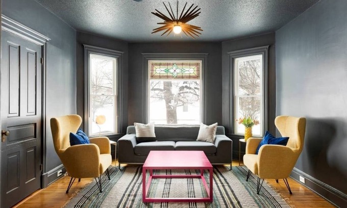 Northeast Minneapolis Apartment | Good vibes only live here! New, sassy, and oh-so-much fun just happened in Northeast, Minneapolis