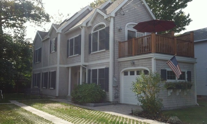 Kennebunkport House | Goose Rocks Beach! Immaculate 4-BR. Sept 27 - October 7 still available!