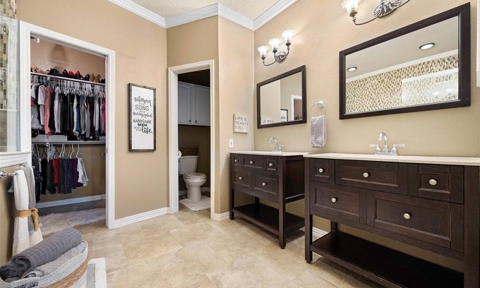 Rowlett House | Gorgeous 3-bedroom house with AC in Rowlett