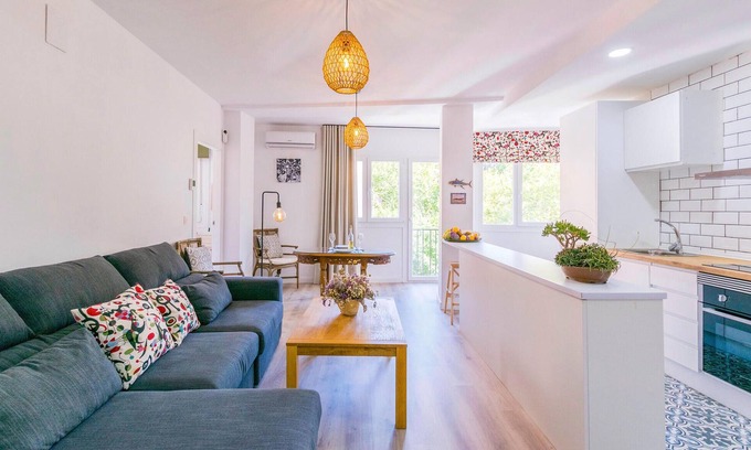 Zaidin Apartment | Gorgeous apartment in Granada with WiFi