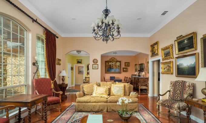 North Central Carrollton House | Gorgeous Colonial Chateau for Large Groups