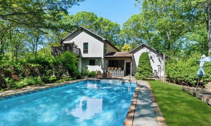 Springs House | Gorgeous East Hampton Hideaway with Privacy and Full Amenity Suite