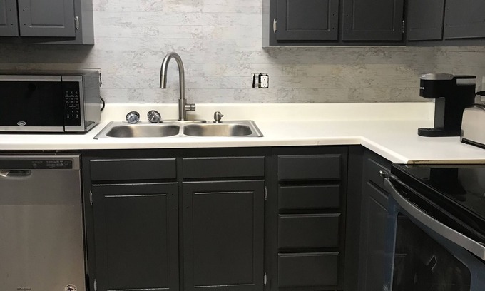 North Raleigh Condo | Gorgeous forest like 3 bed, 2 bth near NORTH HILLS & DOWNTOWN-PRIME RALEIGH AREA