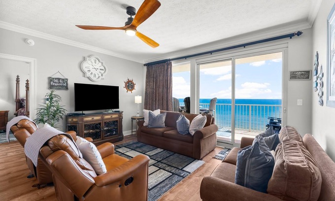 Lower Grand Lagoon Condo | Gorgeous, Fully Equipped Beachfront Condo