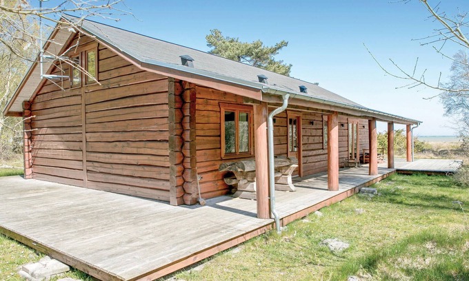 Helberskov Strand House | Gorgeous home in Hadsund with sauna