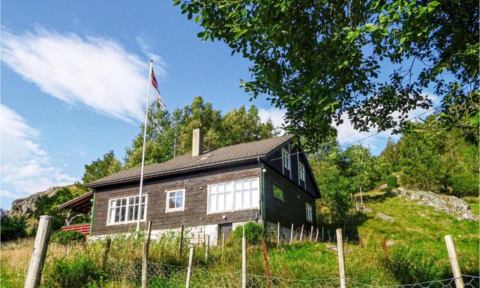 Kvinnherad House | Gorgeous Home In Matre With Wifi