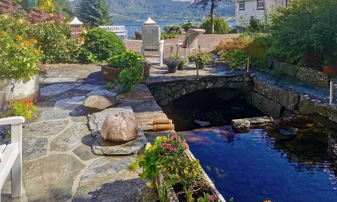 Hjelmeland House | Gorgeous home in Ombo with kitchen