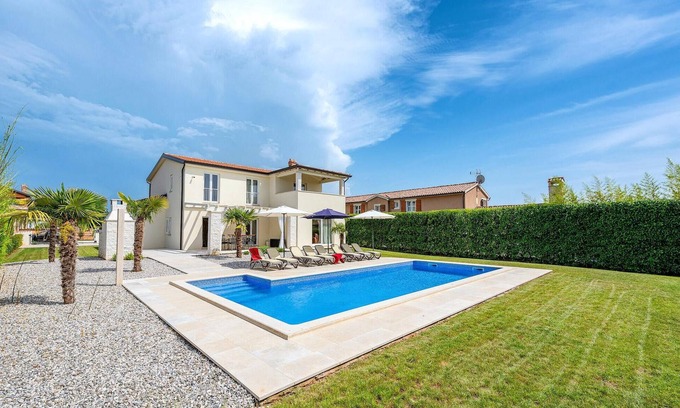 Labinci House | Gorgeous home in Porec