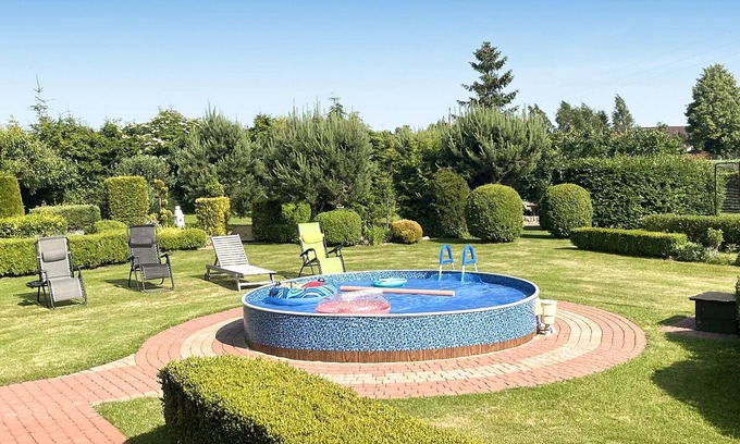 Slawno House | Gorgeous home in Slawno with WiFi