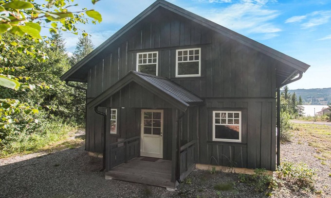 Grondalen House | Gorgeous home in Søre Osen with WiFi