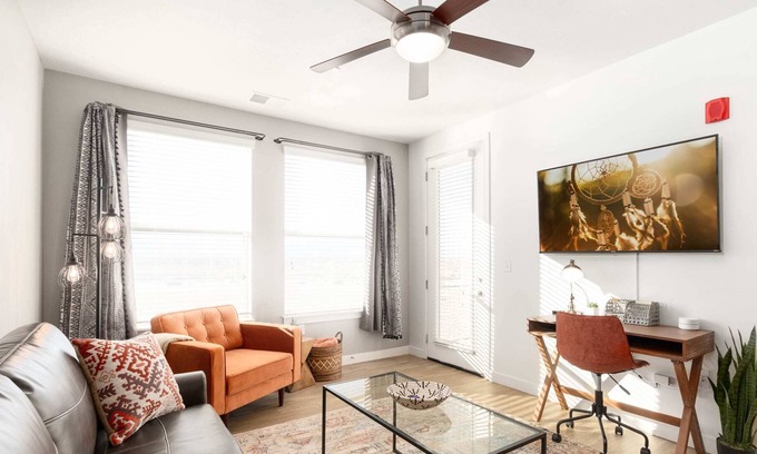 Draper Apartment | Gorgeous Luxury Apartment with Pool Hot Tub