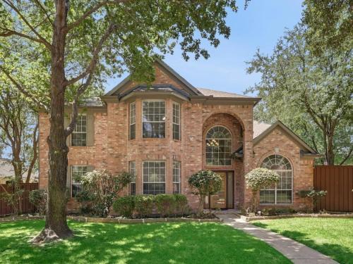 Plano House | Gorgeous Mansion with Pool & Cinema Room Sleeps 16