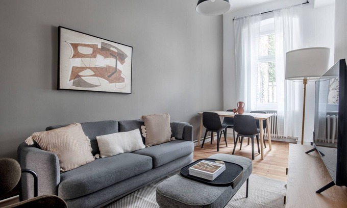 Moabit Apartment | Gorgeous Mitte 2BR nr Spree, by Blueground
